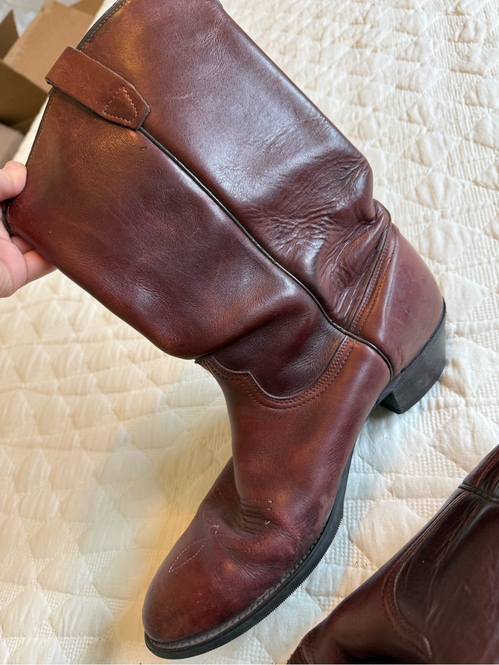 Vibram Men's Dark Brown Leather Pull-On Boots